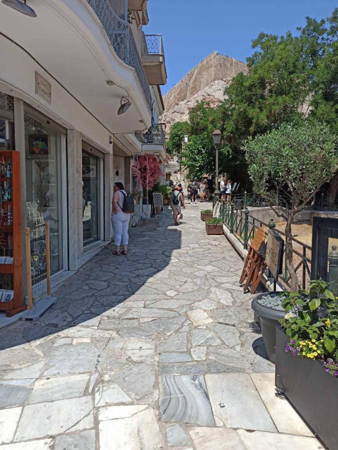 Luxuriously Central Studio In The Heart Of أثينا المظهر الخارجي الصورة